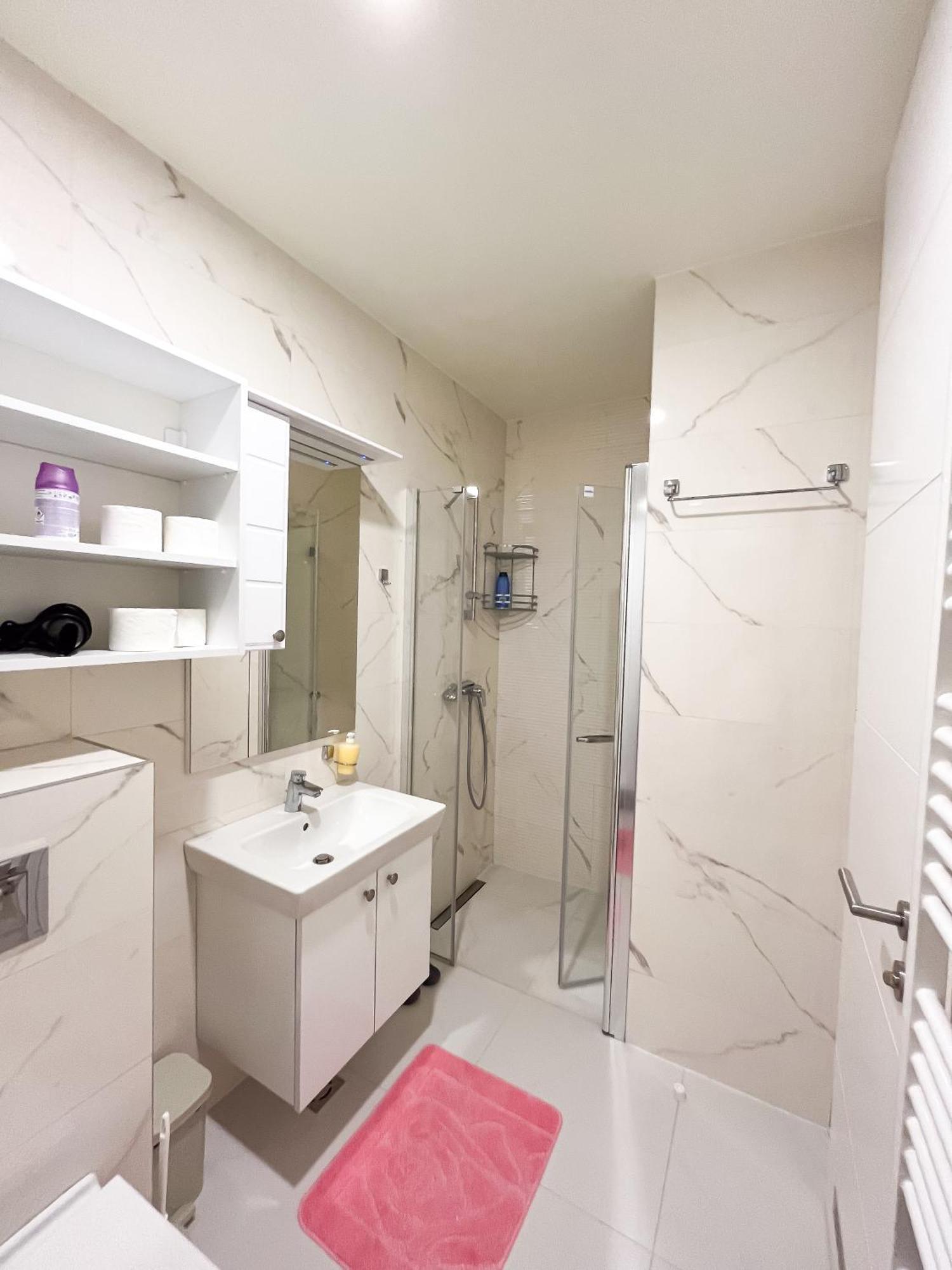 Chic Sarajevo Tower - Prime Spot Apartment ภายนอก รูปภาพ